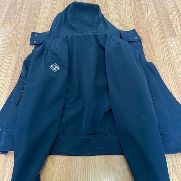 Hollister winter jacket - Picture 3 of 3